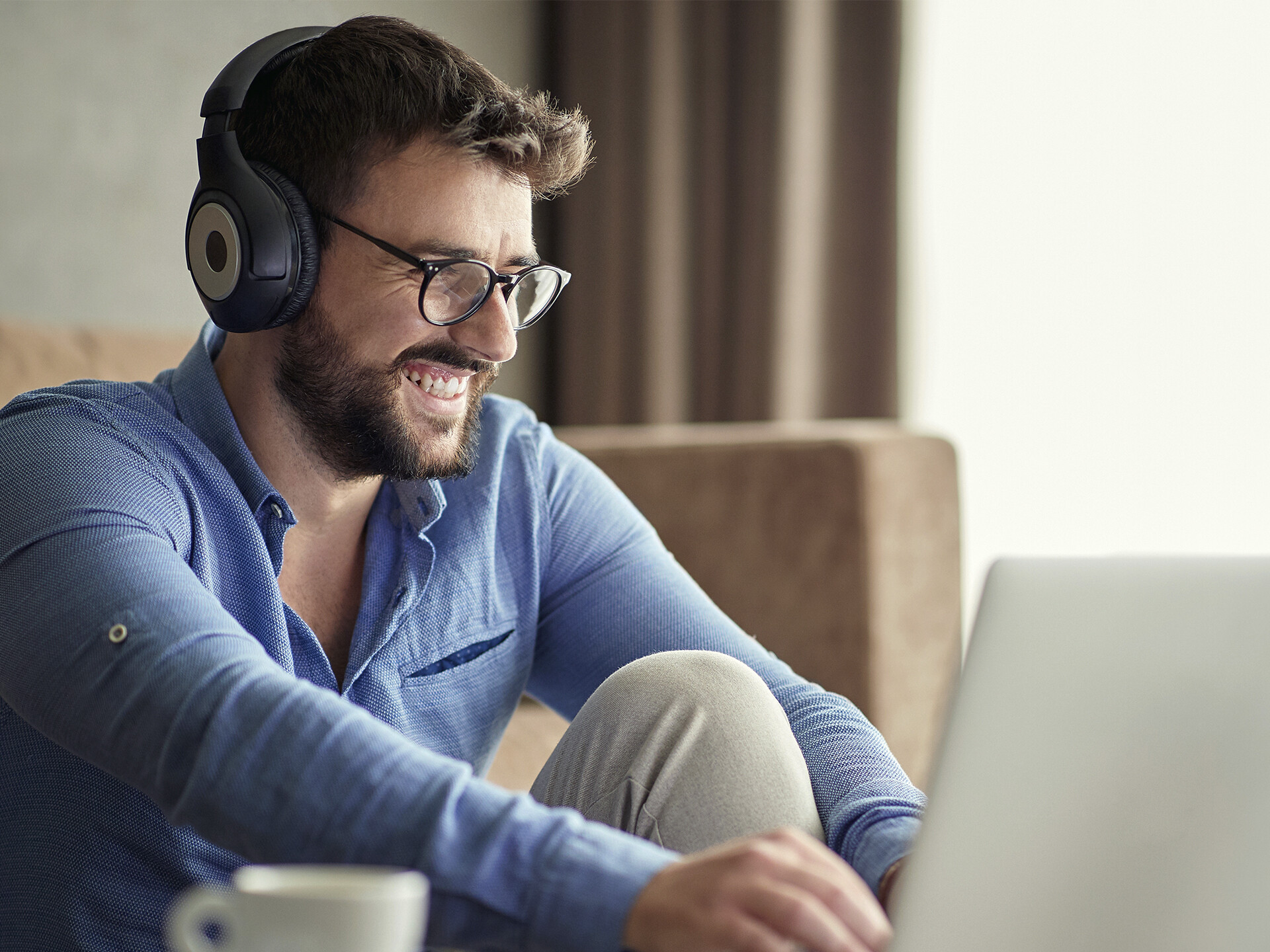 Onboarding Digital Realizar un plan de onboarding digital permite brindar a las nuevas incorporaciones una experiencia de bienvenida a la empresa.